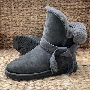 UGG Australia Gray‎ Flip Down Boot Winter